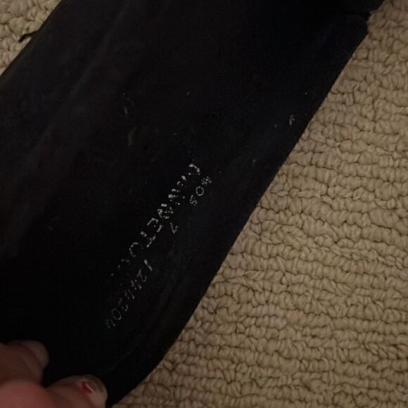 Minnatonka moccasins size 7 worn. Black - Picture 3 of 3